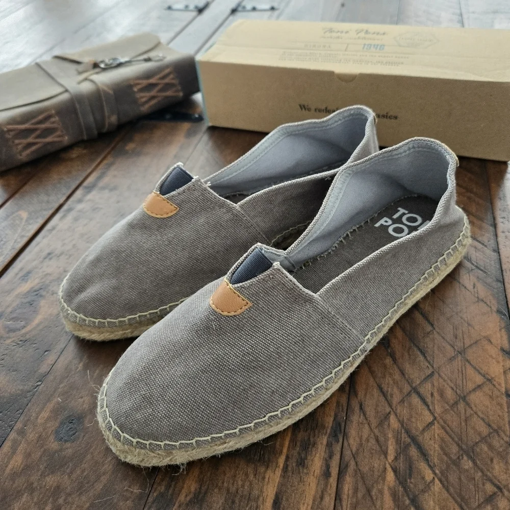 Toni Pons Classic unisex espadrille Blanes ER. Grey. Size EU 39 US 8. New.
